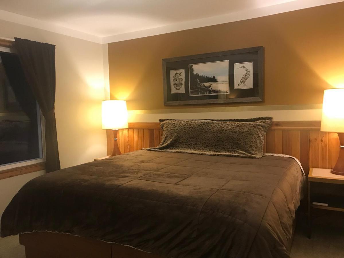 Higgin'S Inn Powell River Exteriör bild